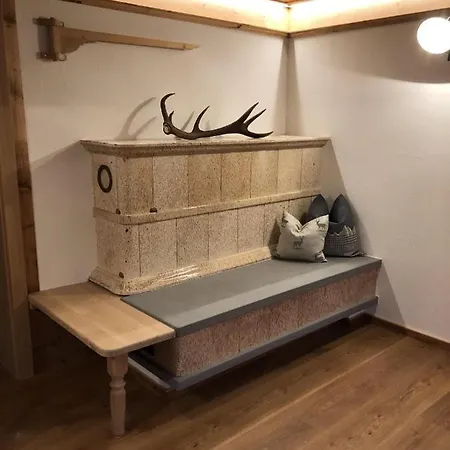 Haus Landschisott * トシャググンス